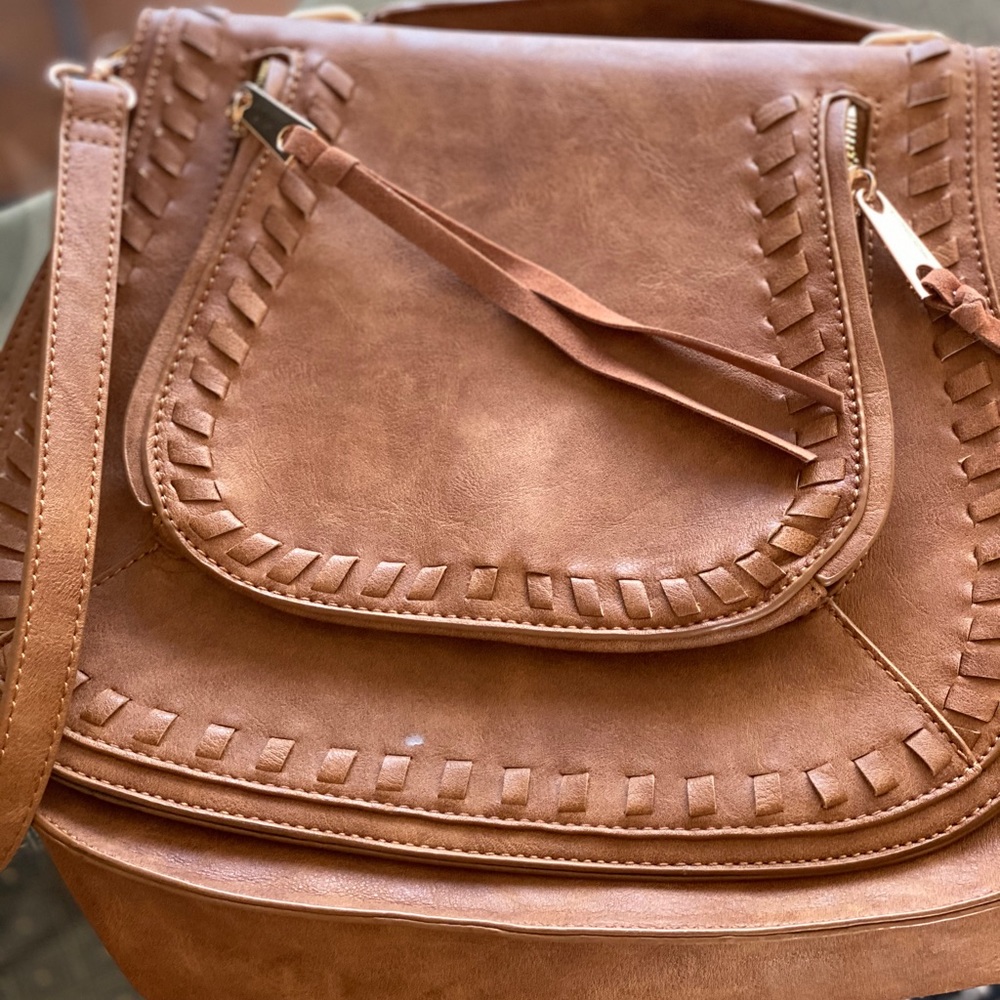 Leather shoulder purse